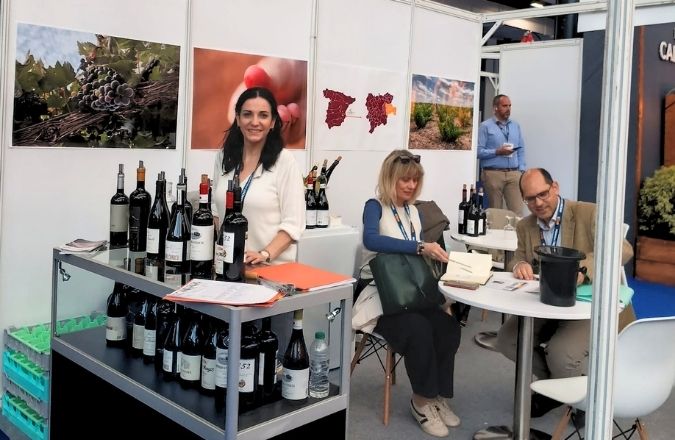 DO Almansa en London Wine Fair 2026 2 1