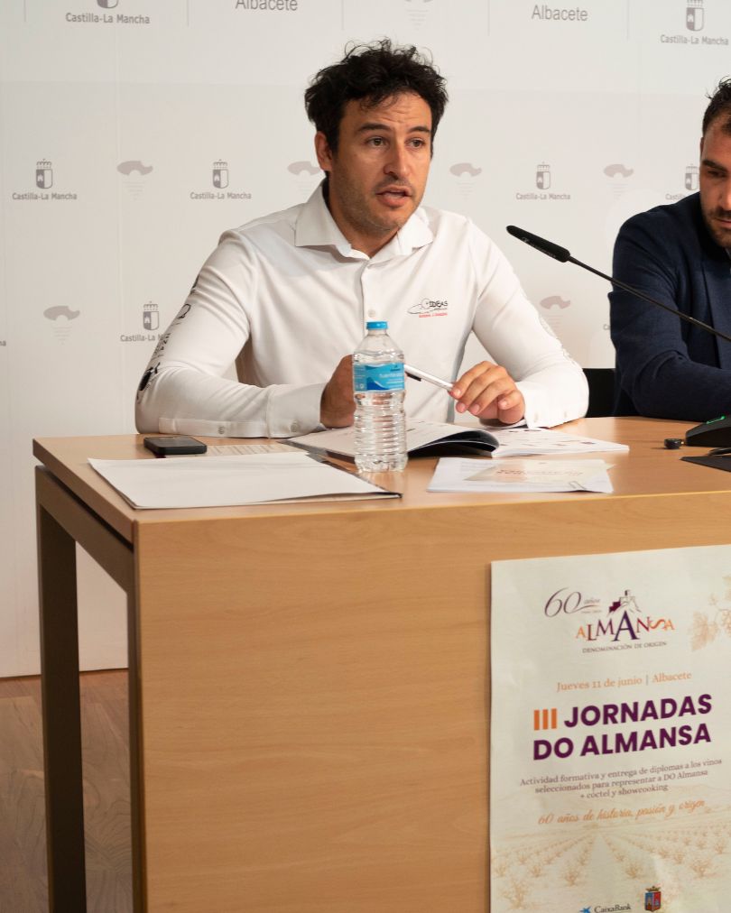 DO Almansa celebra su 60 aniversario y entrega los diplomas a los vinos que representarán a la DO este año 7 60 aniversario DO Almansa 13